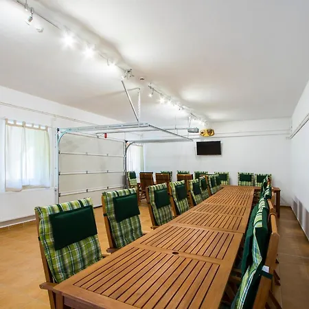 Szurkegem Elmenyporta Casa de Férias *
